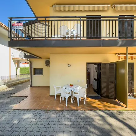 Lignano Flat Steps From The Apartment Lignano Sabbiadoro