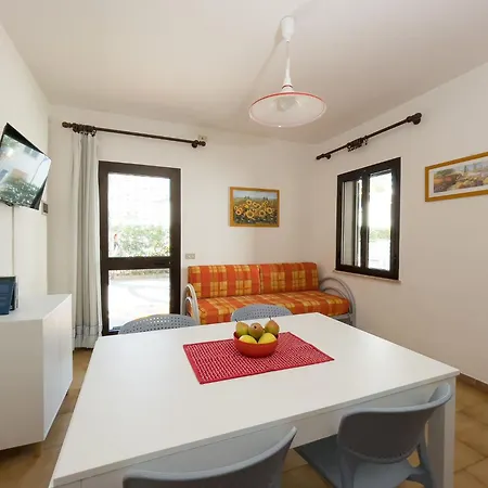 Lignano Flat Steps From The