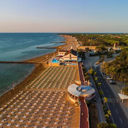 Lignano Flat Steps From The Lignano Sabbiadoro