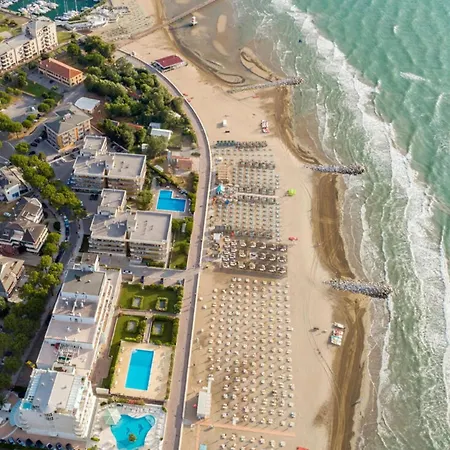 Lignano Flat Steps From The Lejlighed *